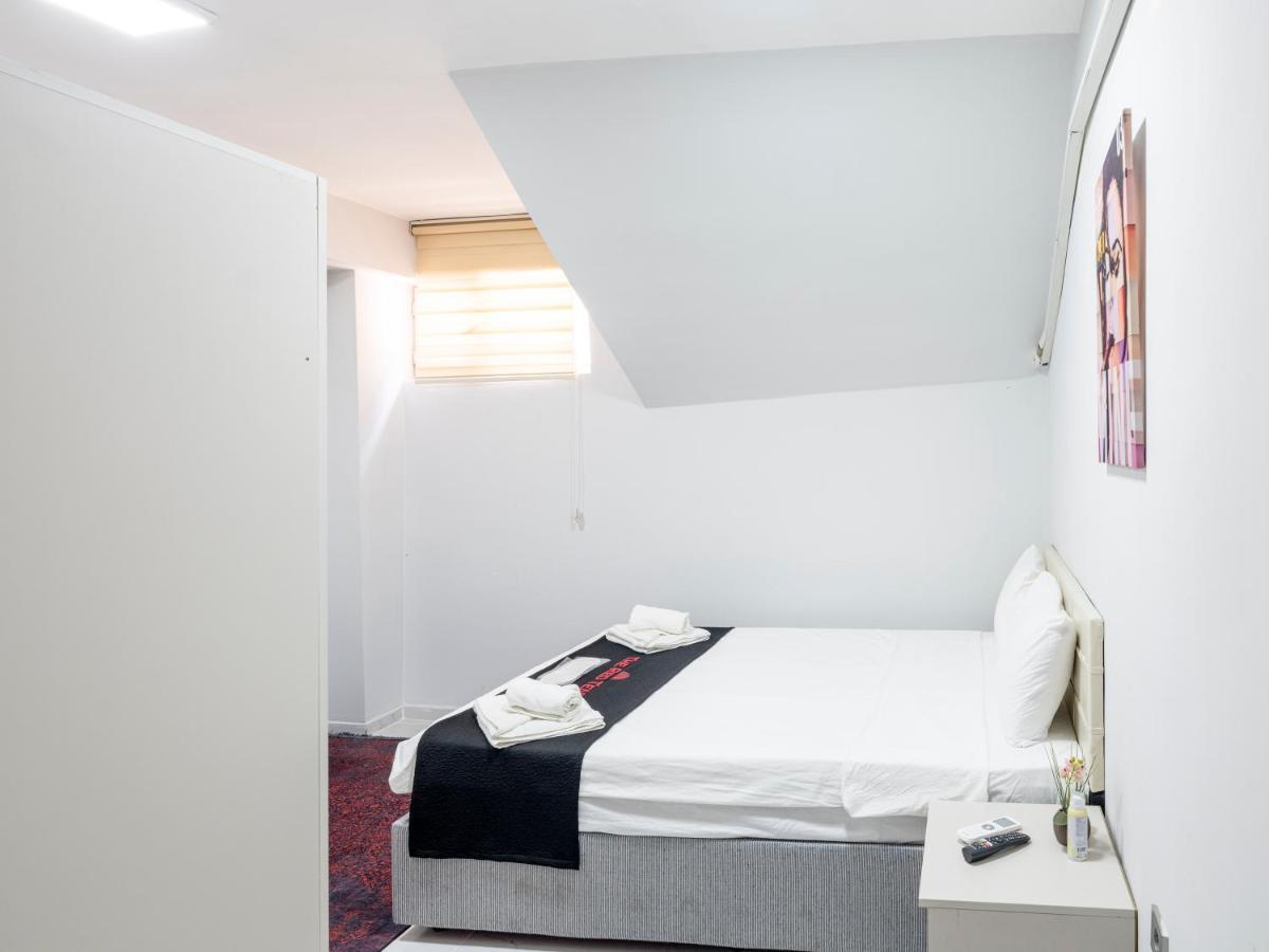 The Red Tent Suite 23 Истанбул Екстериор снимка