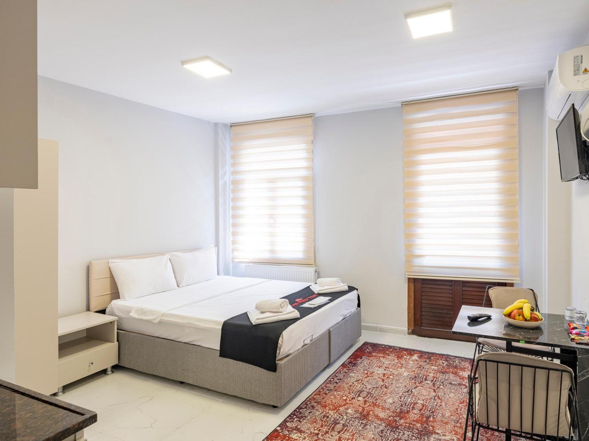 The Red Tent Suite 23 Истанбул Екстериор снимка